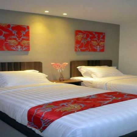 Belagri Hotel&Restaurant Sorong Bagian luar foto